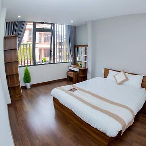 Deluxe Double or Twin Room City View